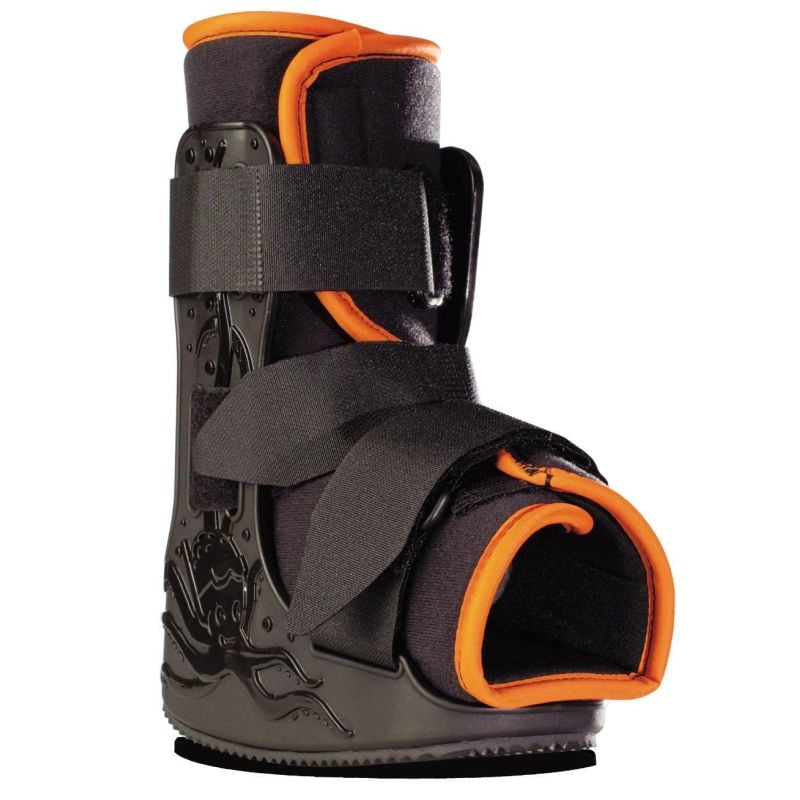 minitrax-pediatric-walking-boot-1