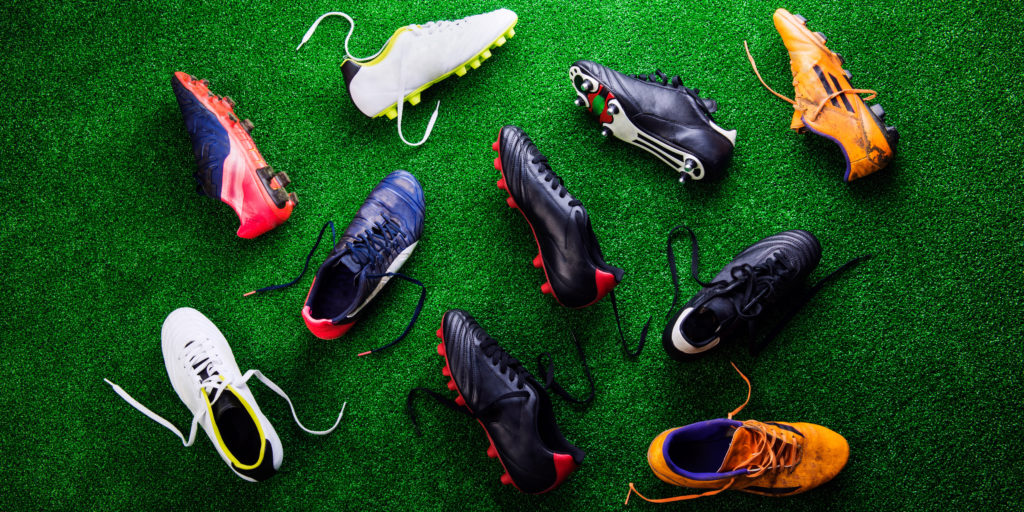 Best football hot sale boots for orthotics